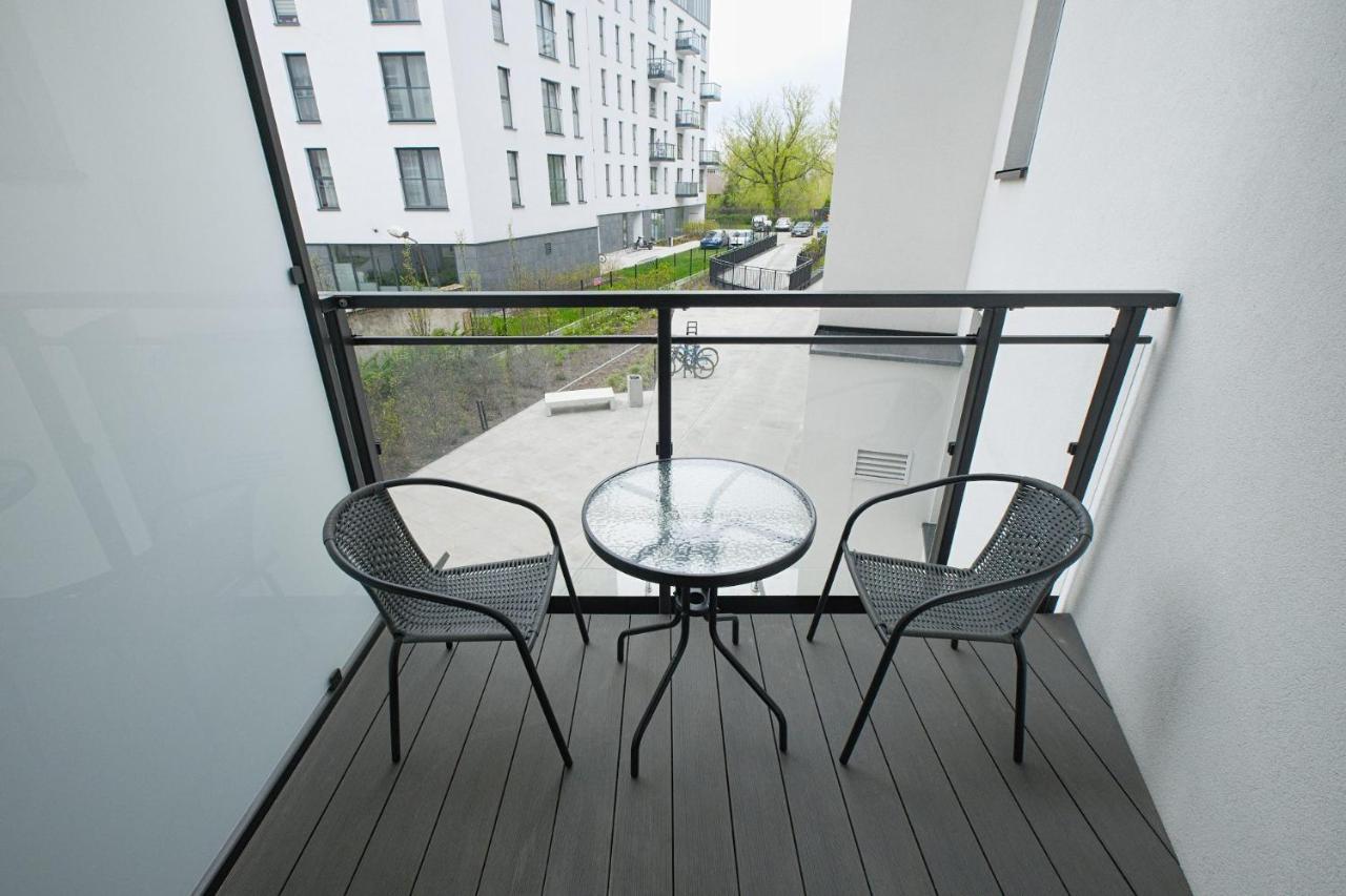 Apartamenty Stadion Narodowy Warschau Buitenkant foto