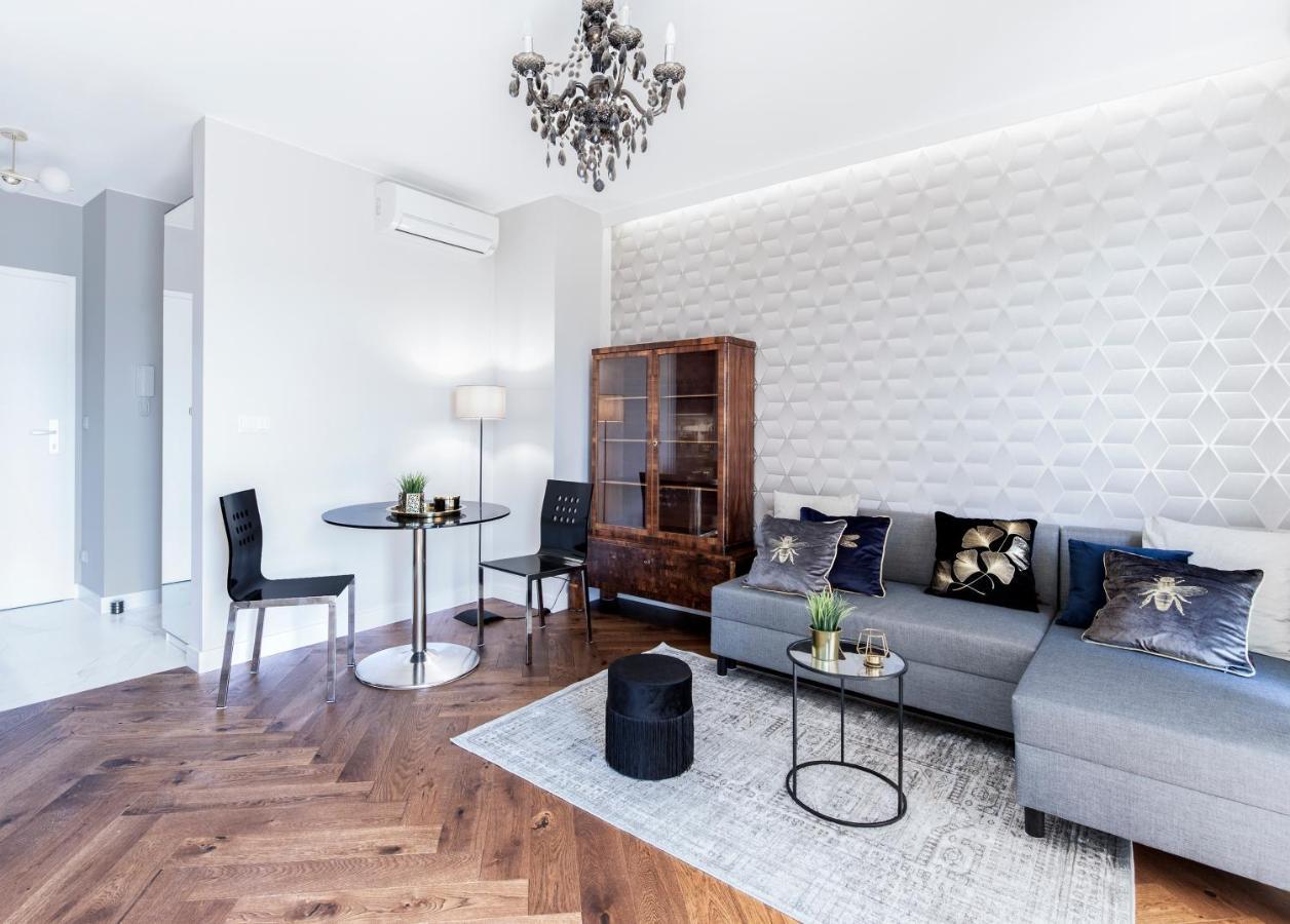 Apartamenty Stadion Narodowy Warschau Buitenkant foto